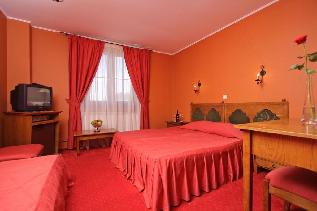 Hotel Castel Dracula Piatra Fantanele Δωμάτιο φωτογραφία