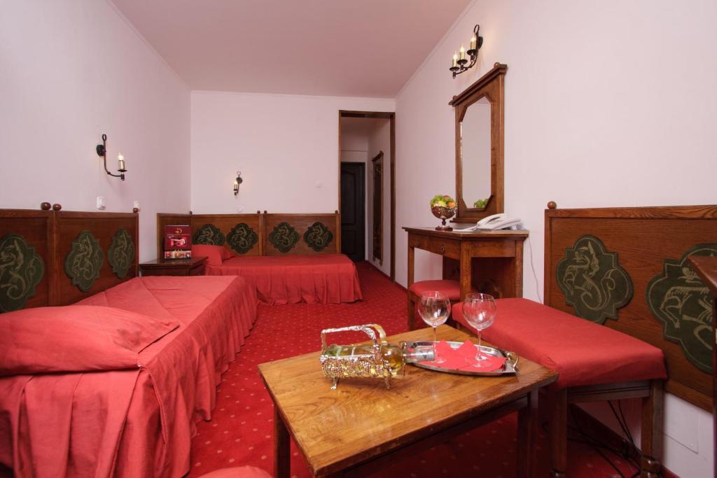 Hotel Castel Dracula Piatra Fantanele Δωμάτιο φωτογραφία